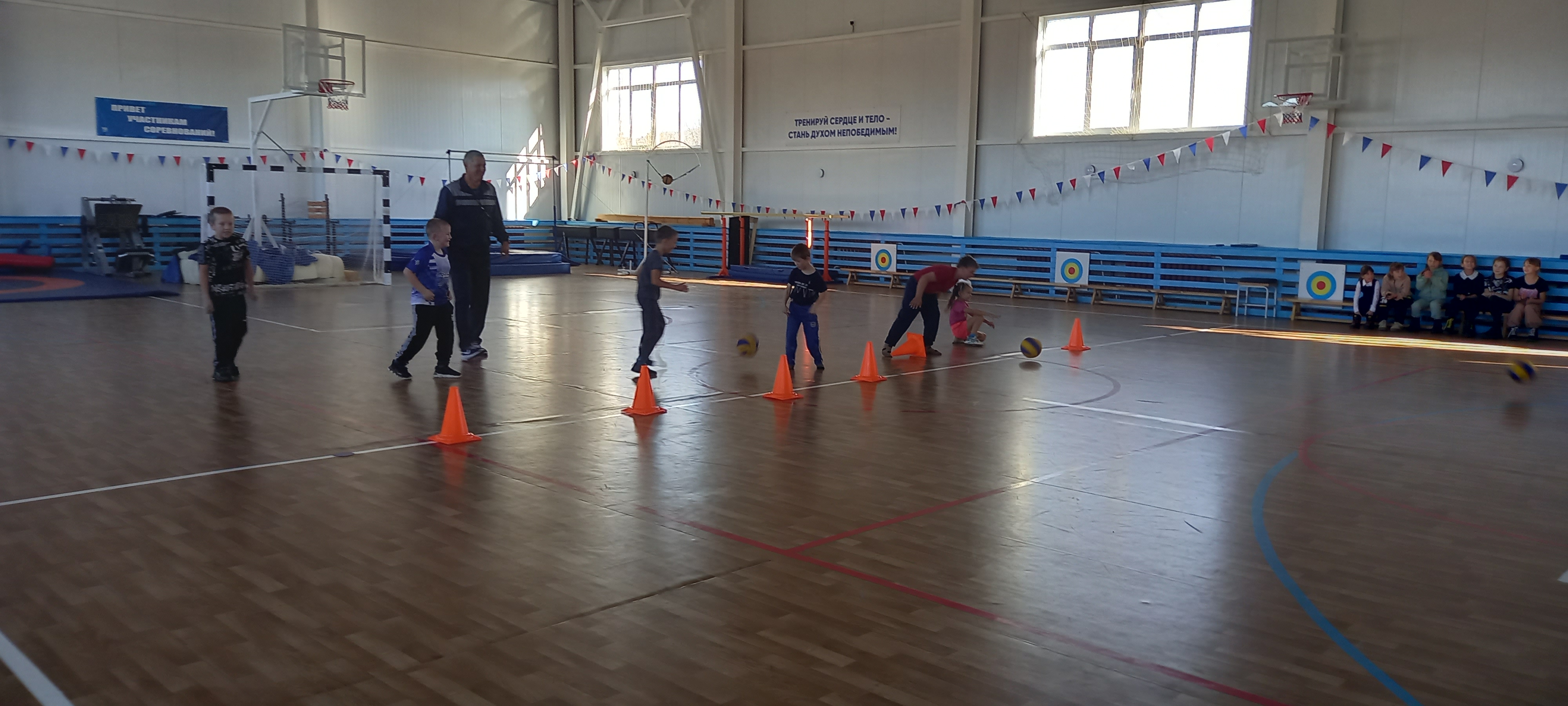 Изображение спорт и физкультура в школе.